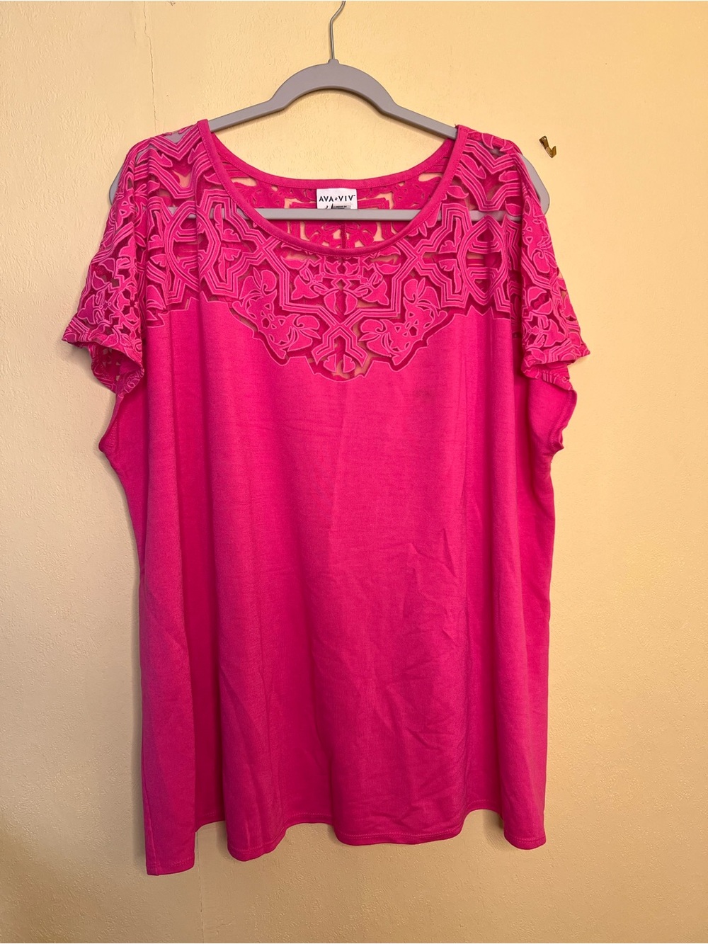 Ava & Viv Hot Pink Lace Yoke Short Sleeve Top